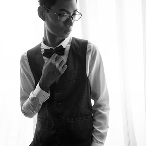 偷拍吊钟乳少妇高潮
